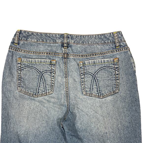 Liz Claiborne Capri Jeans Sz 12 Light Wash Rolled Hem VTG Cotton Denim Retro - Picture 6 of 9